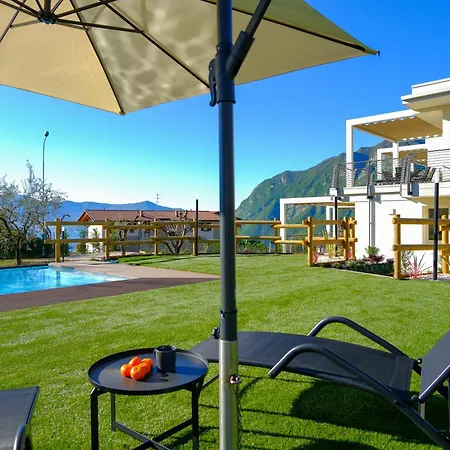 Costa Blu - Pool & Terrace View Apartment Riva di Solto